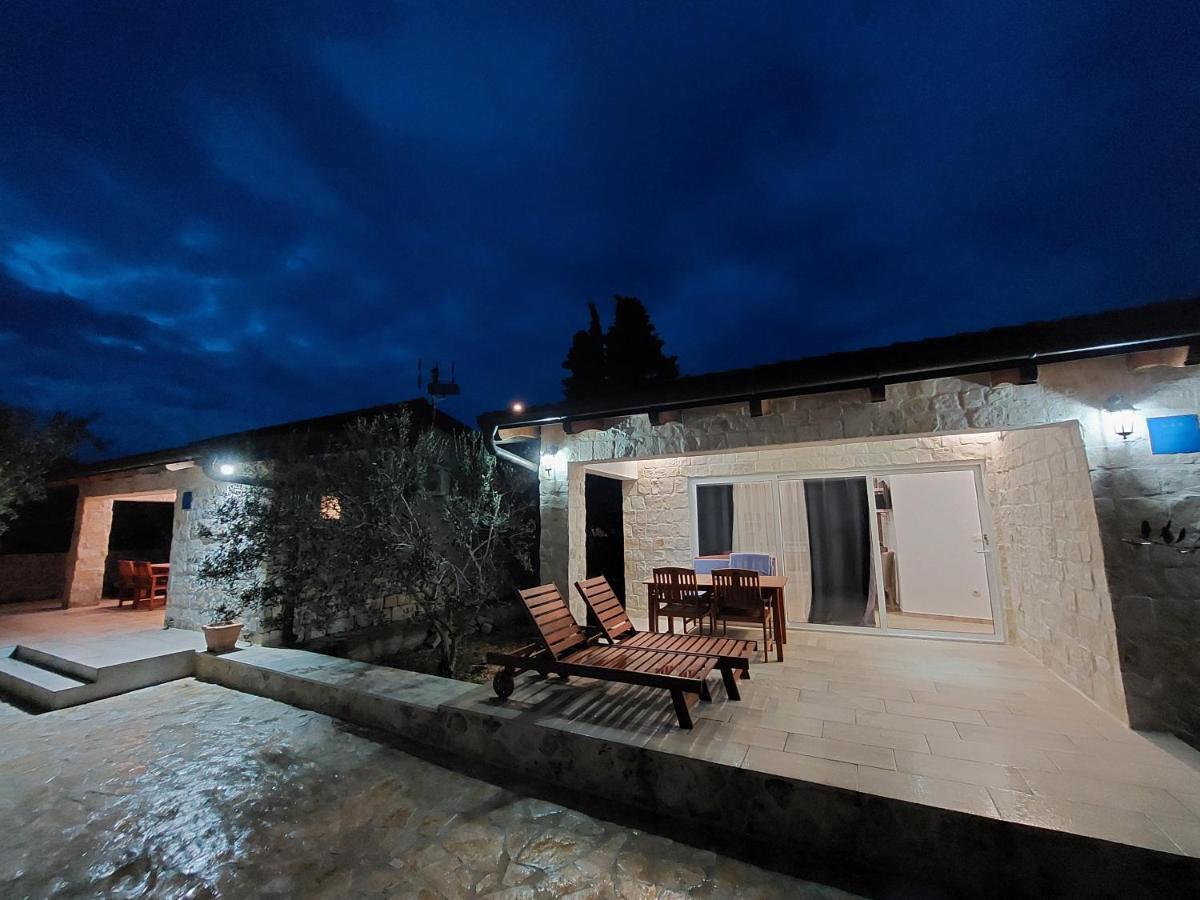 Apartmani Morovi Dvori Drage Zewnętrze zdjęcie